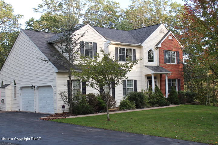 154 Summit Road Swiftwater, PA 18370 - Photo 3 of 37 154 Summit