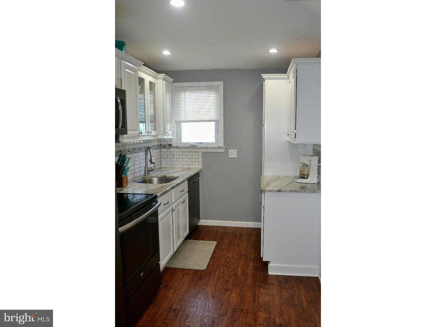 403 Pomeroy Street Ridley Park, PA 19078 - Photo 3 of 14 Kitchen