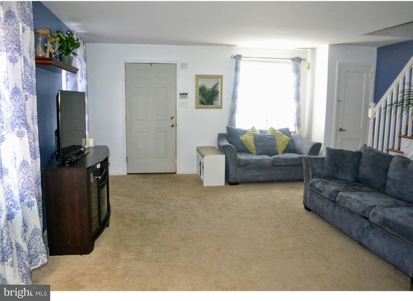 403 Pomeroy Street Ridley Park, PA 19078 - Photo 6 of 14 Living Room