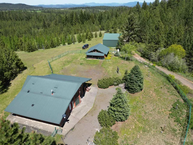 $1,950,000 | 4975 Middle Road, Ahsahka, ID 83520