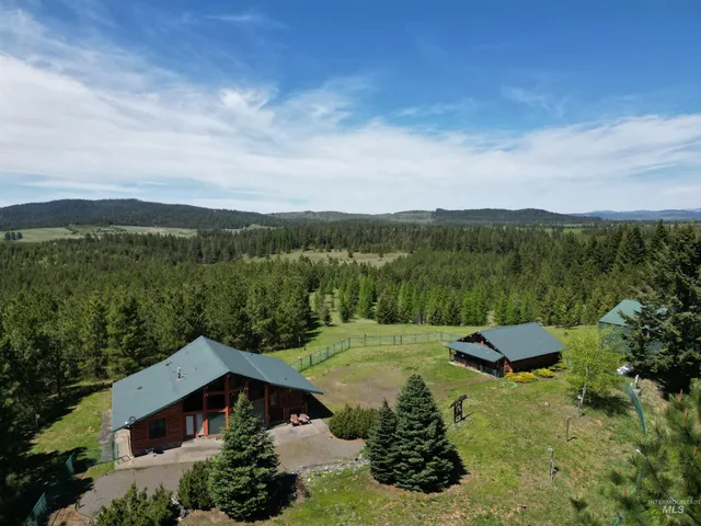 $1,950,000 | 4975 Middle Road, Ahsahka, ID 83520