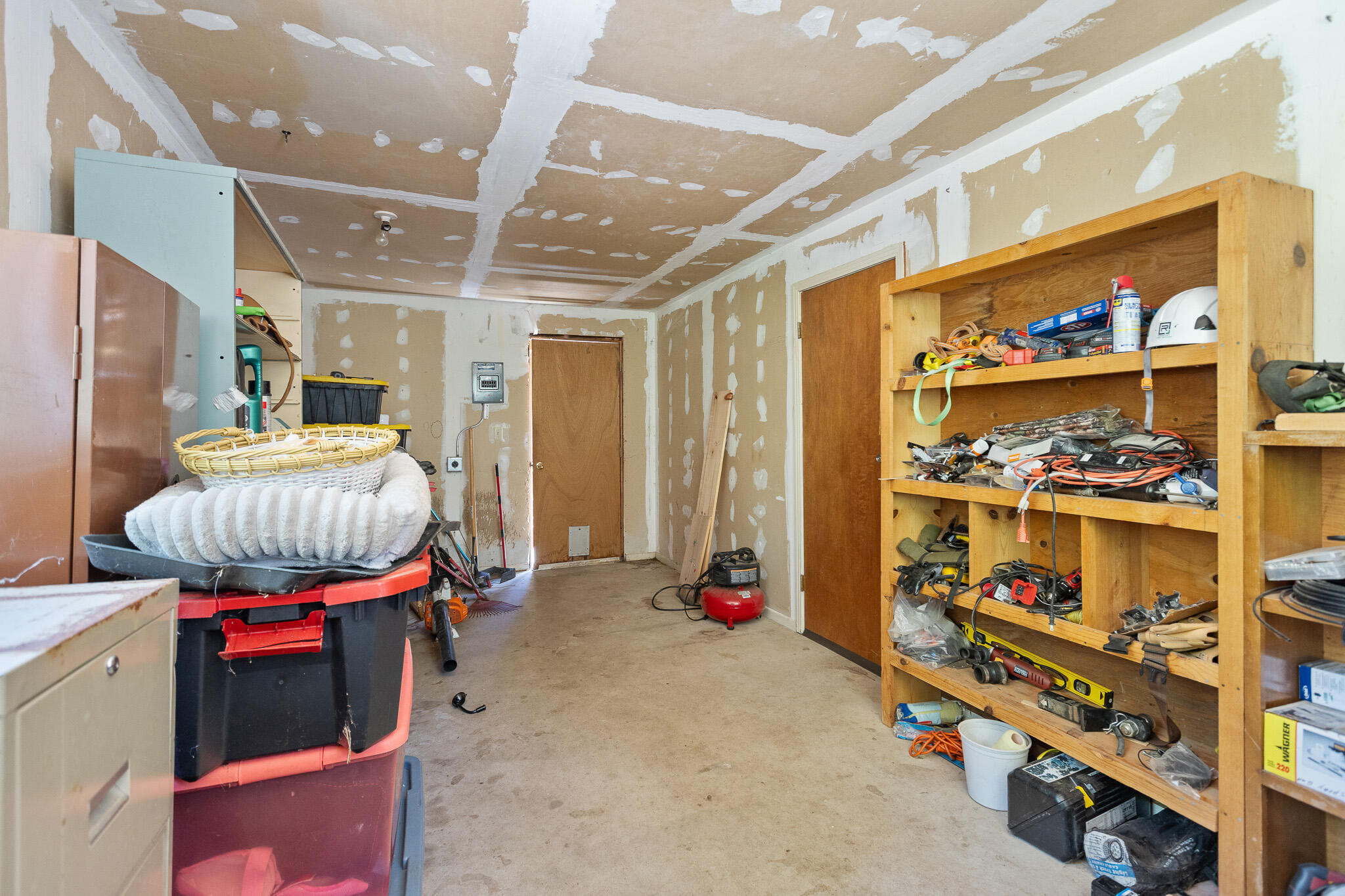 45000 Manter Meadow Road California Hot Springs, CA 93207 - Photo 27 of 38 45 Workshop