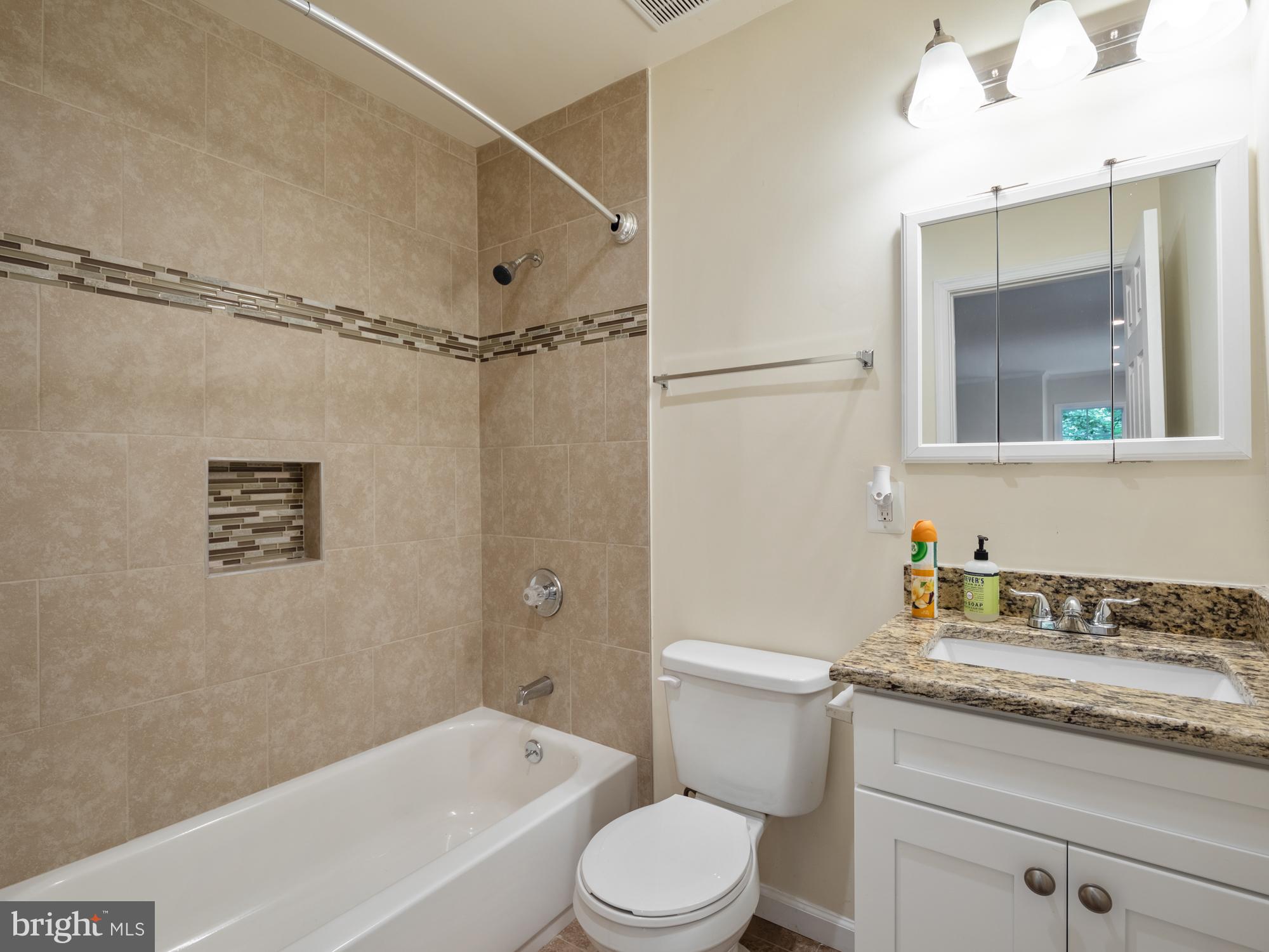 8551 Cobb Road Manassas, VA 20112 - Photo 11 of 27 Gallery Image 11