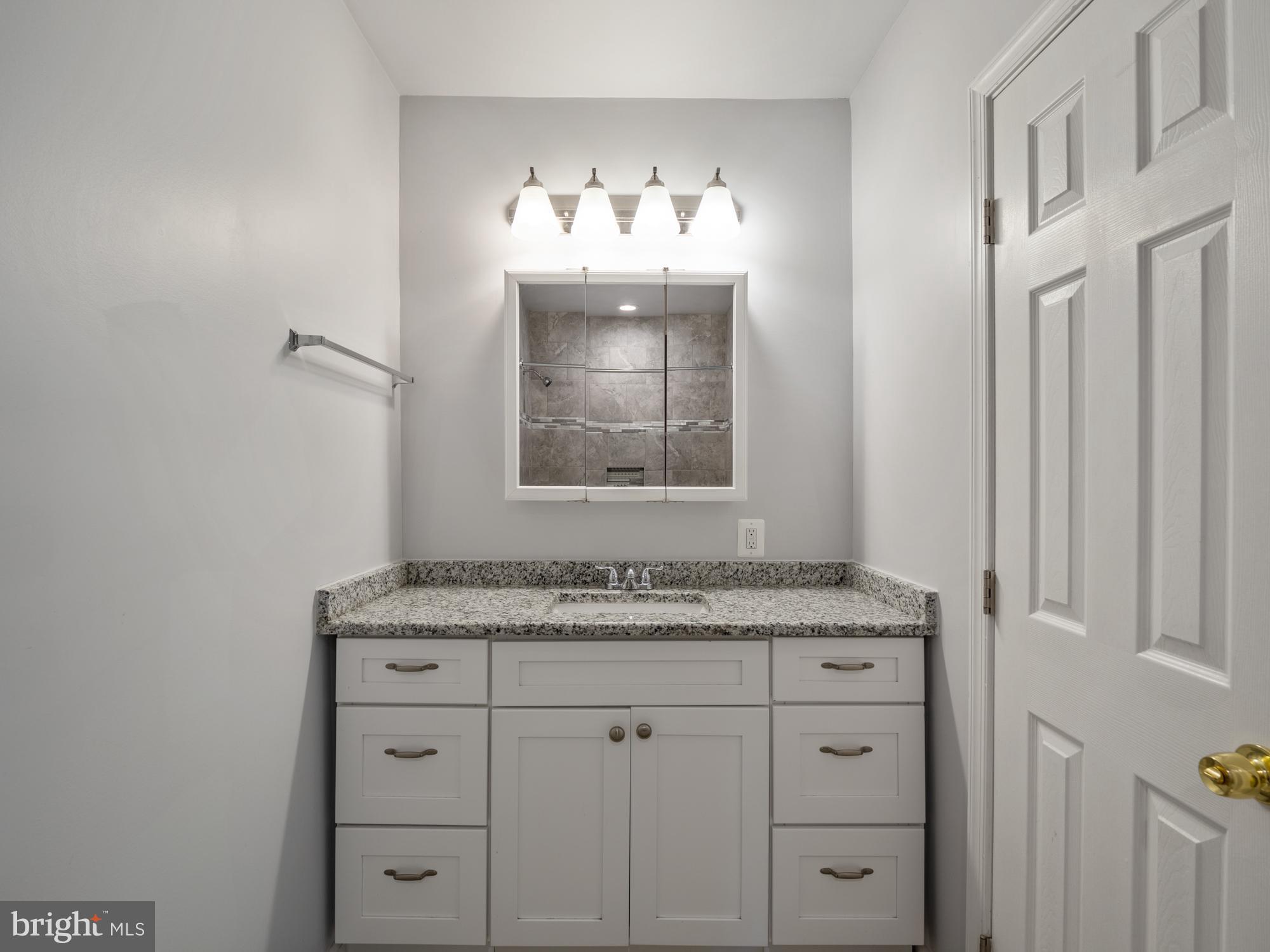 8551 Cobb Road Manassas, VA 20112 - Photo 16 of 27 Gallery Image 16