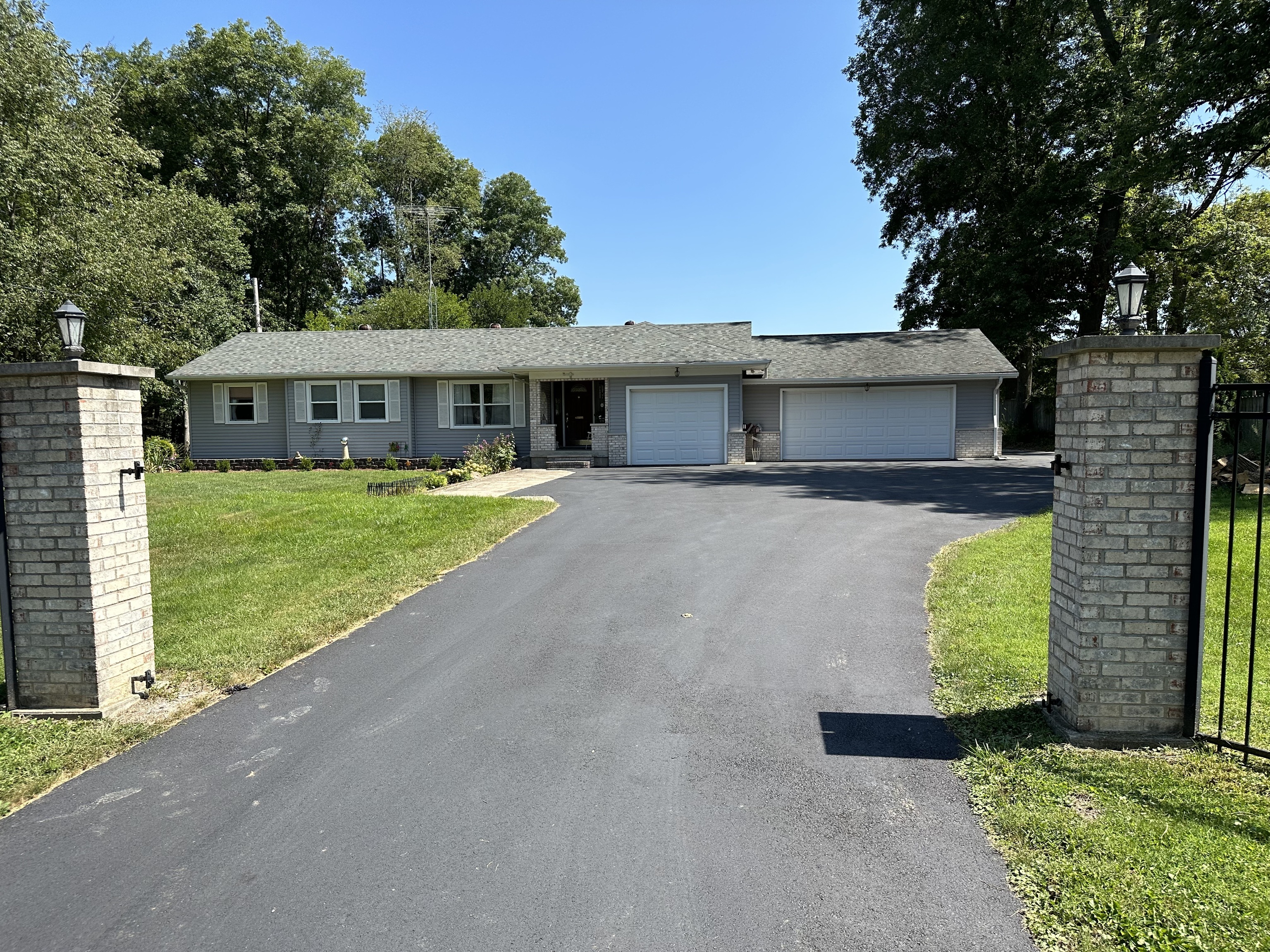 515 North Hickory Street Ladoga, IN 47954 - Photo 1 of 51