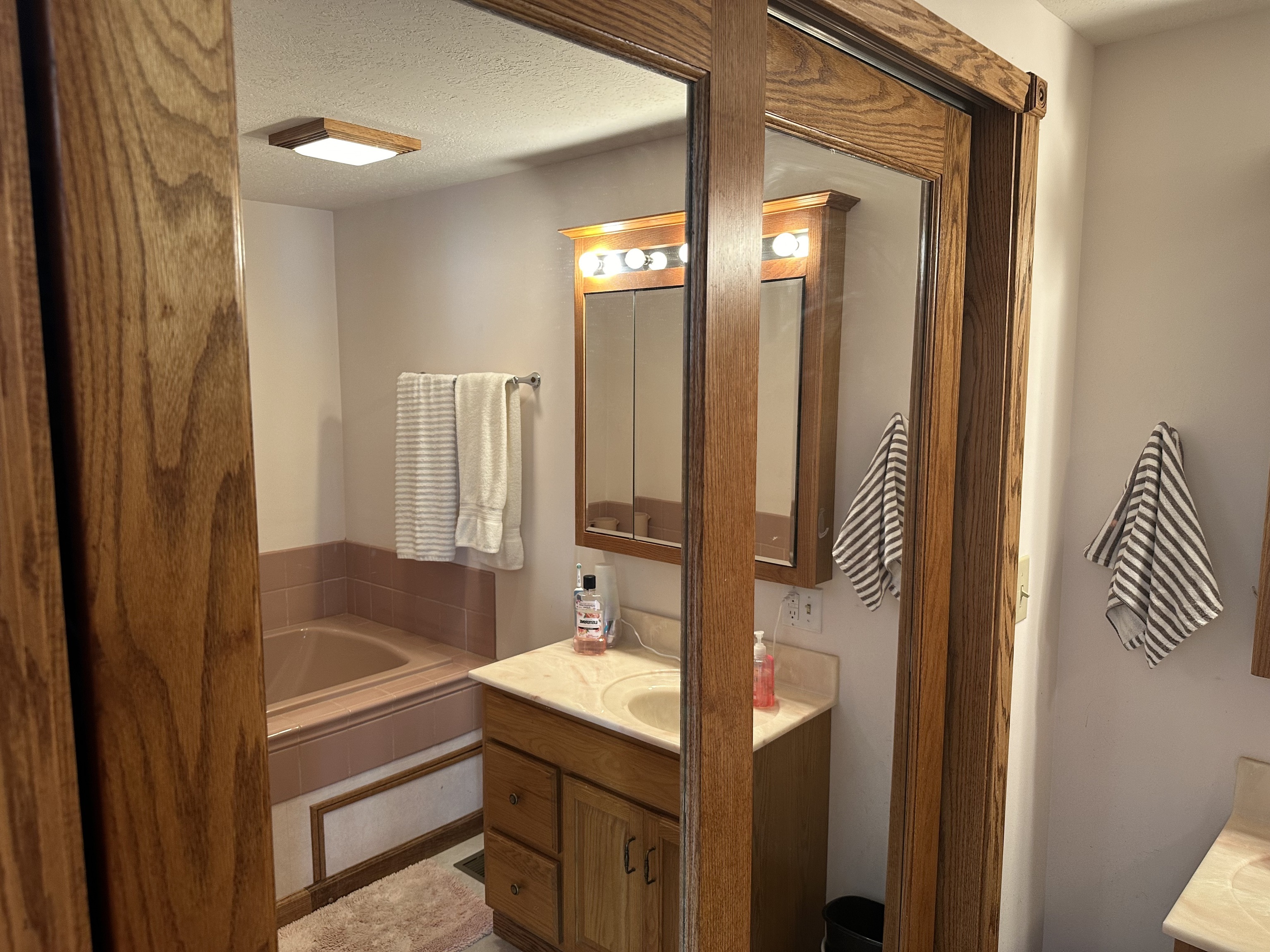 515 North Hickory Street Ladoga, IN 47954 - Photo 22 of 51