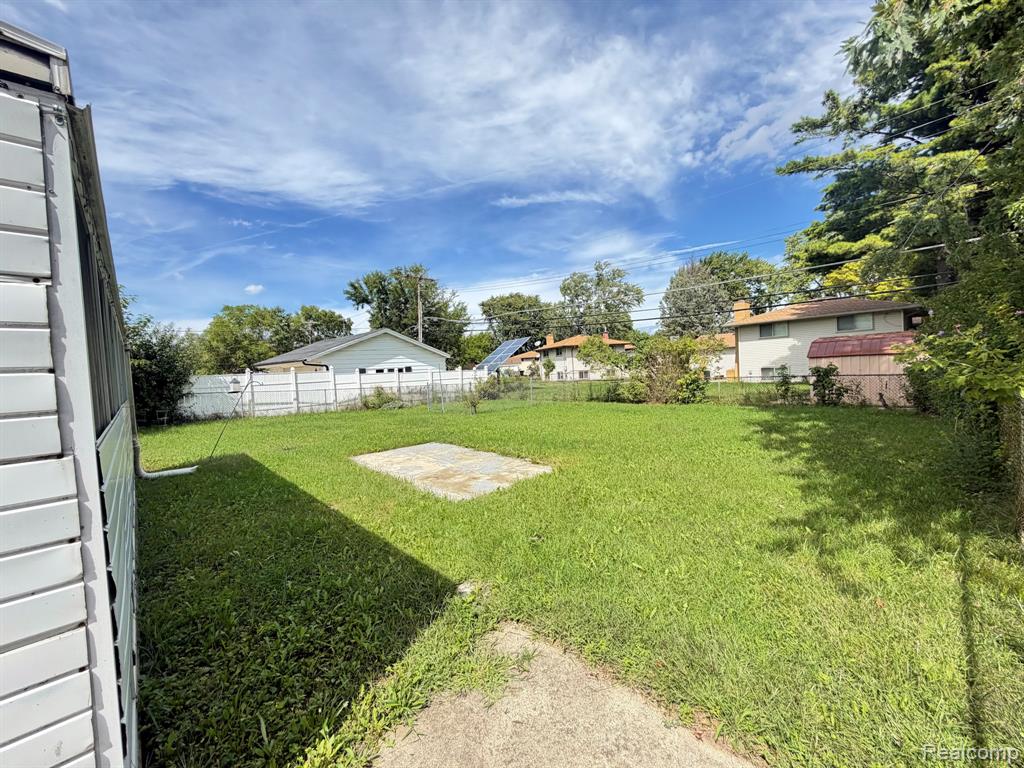 8439 Plumbrook Road Sterling Heights, MI 48313 - Photo 15 of 16 Gallery Image 15