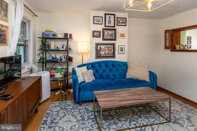 $2,500 | 76 Coryell Street, Lambertville, NJ 08530