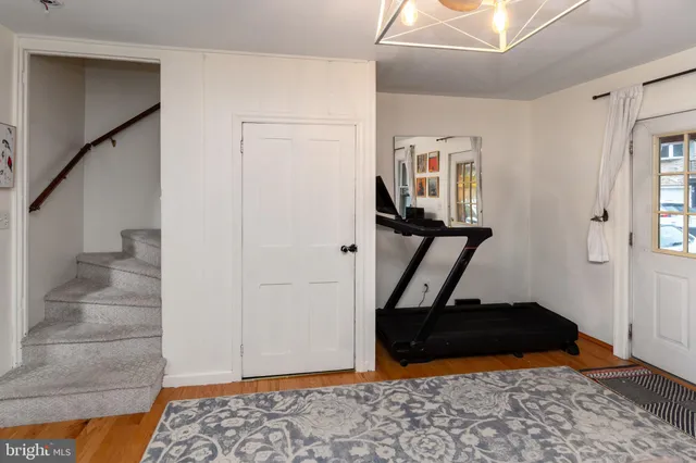 $2,500 | 76 Coryell Street, Lambertville, NJ 08530