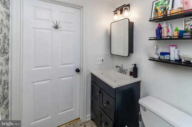 $2,500 | 76 Coryell Street, Lambertville, NJ 08530