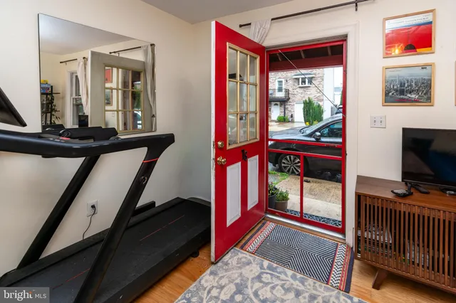 $2,500 | 76 Coryell Street, Lambertville, NJ 08530