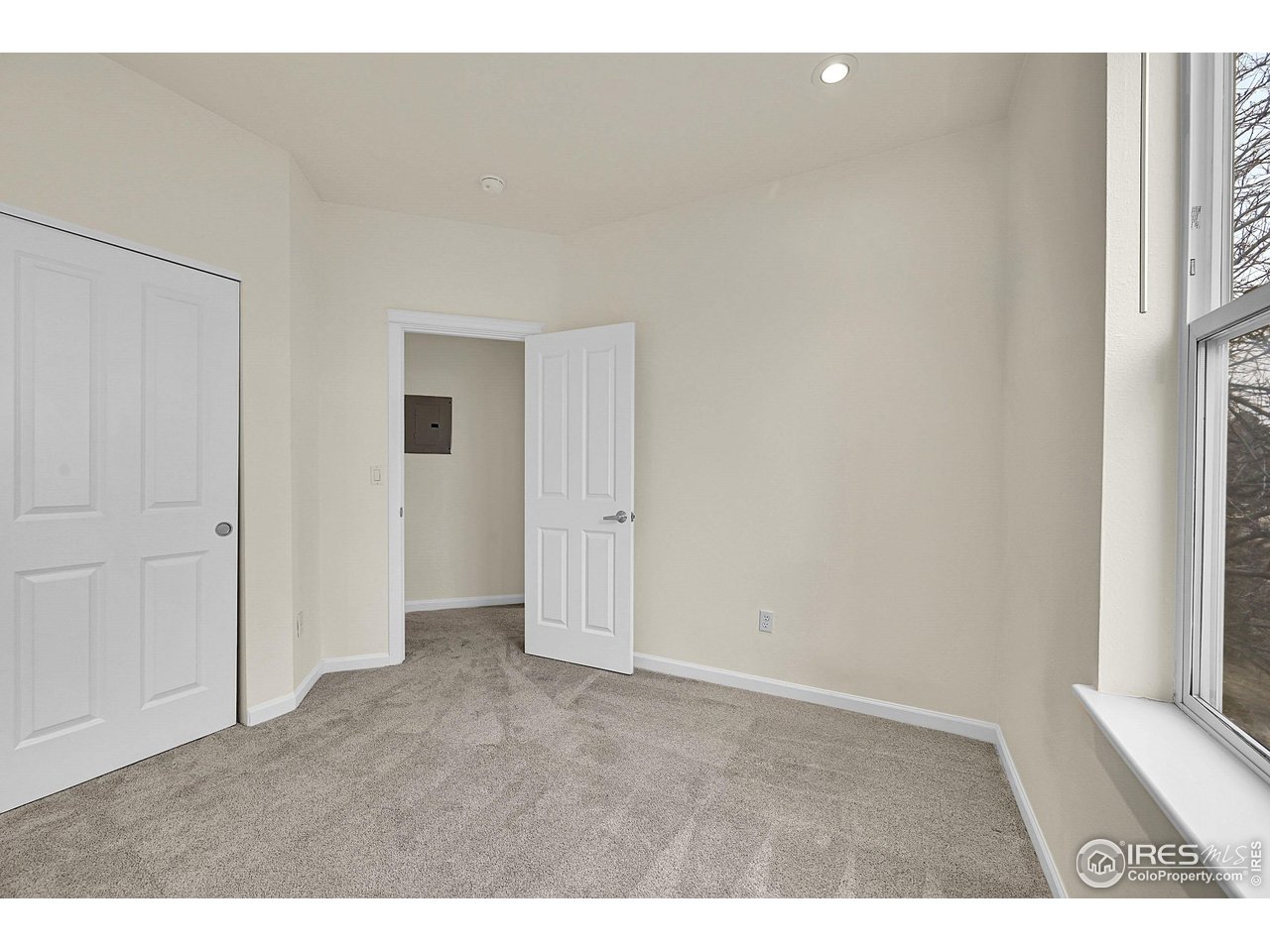 2645 Tabriz Place, Unit 22 Boulder, CO 80304 - Photo 16 of 29 a view of an empty room
