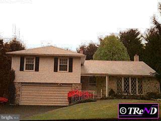 565 Lowell Road Warminster, PA 18974 - Photo 1 of 1