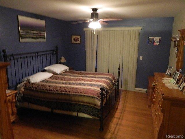 4065 Hampton Ridge Boulevard, Unit 14 Howell, MI 48843 - Photo 8 of 11 DSCN5421.JPG