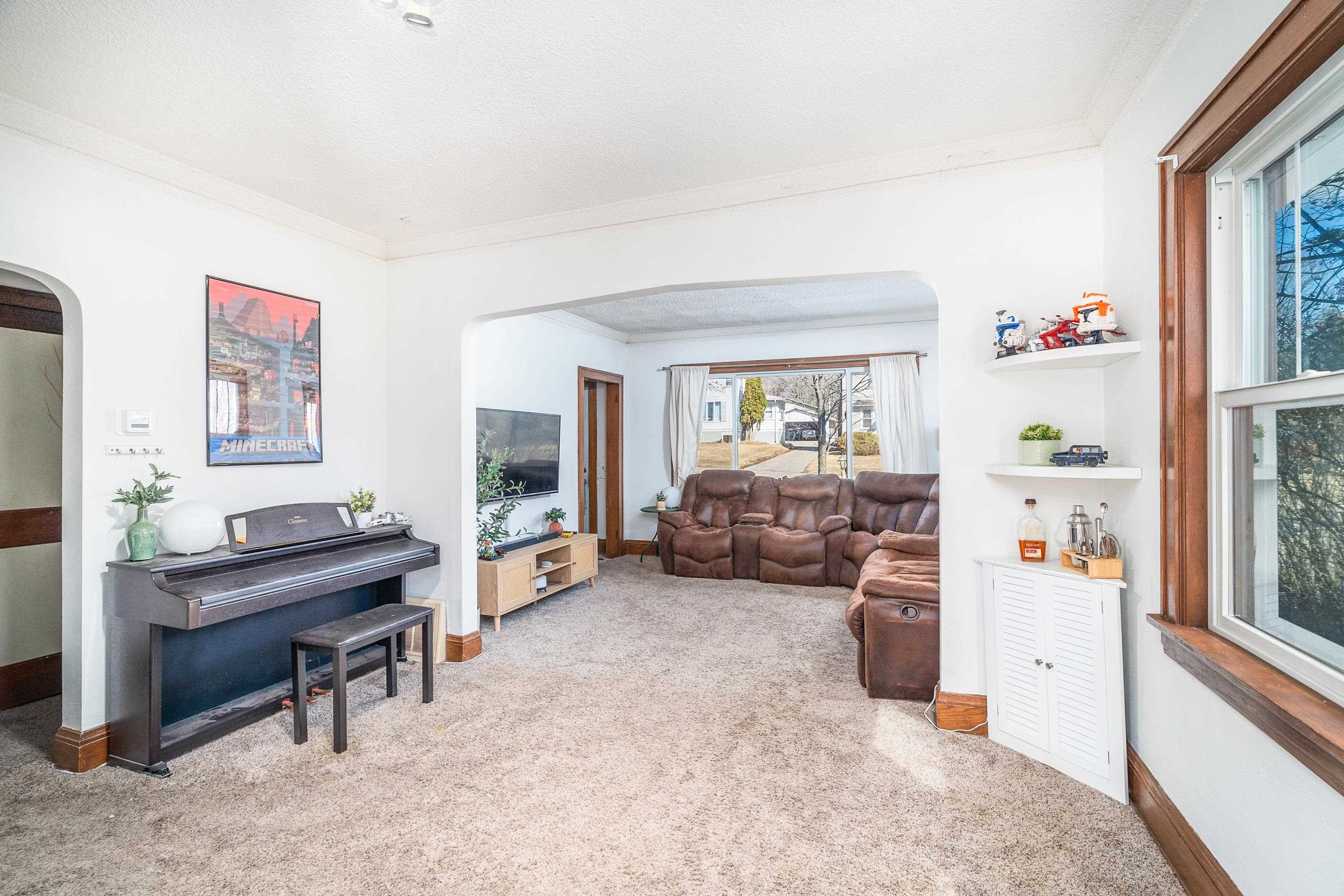 116 West Arrowhead Road Duluth, MN 55803 - Photo 17 of 38