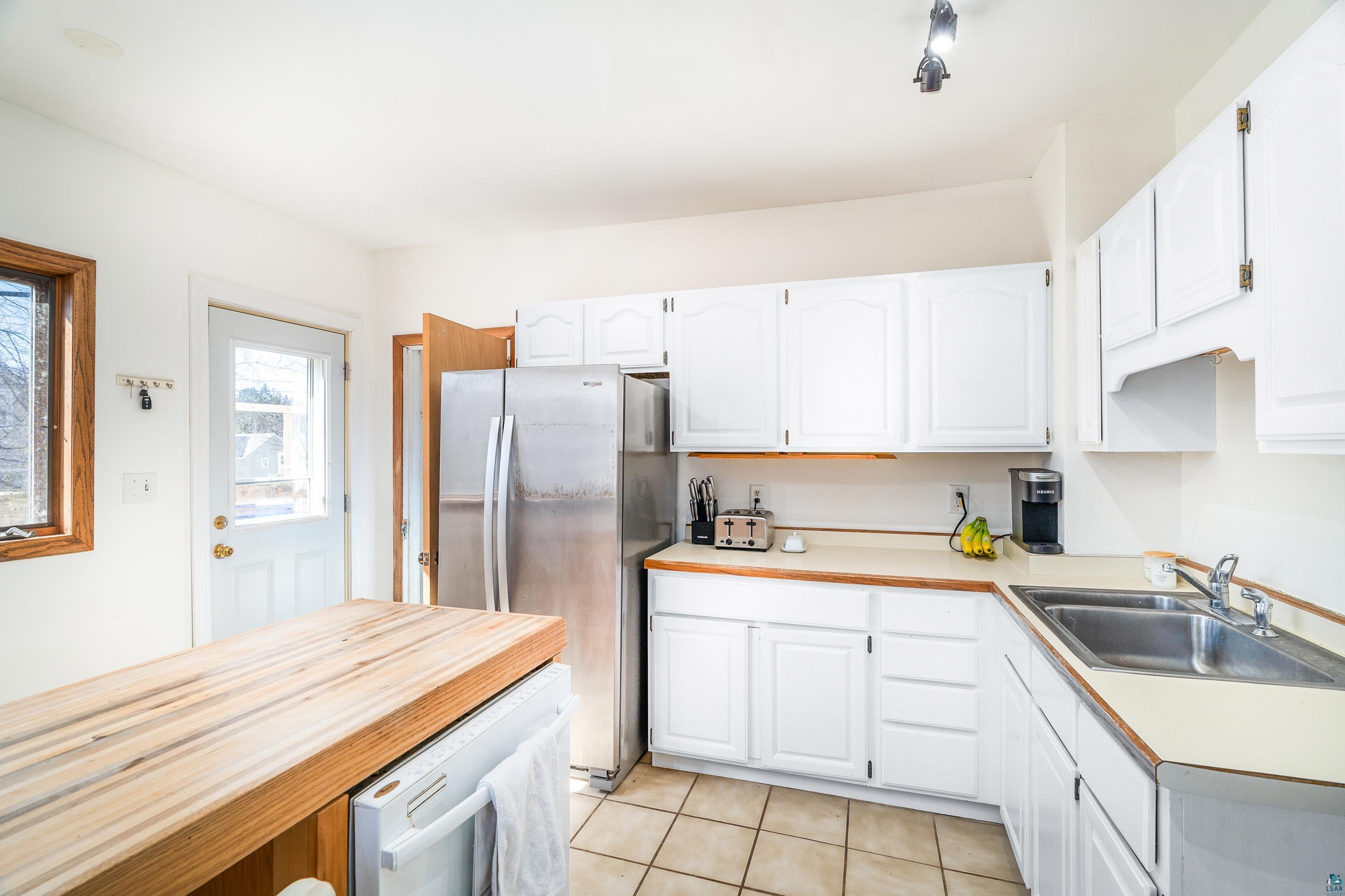 116 West Arrowhead Road Duluth, MN 55803 - Photo 18 of 38