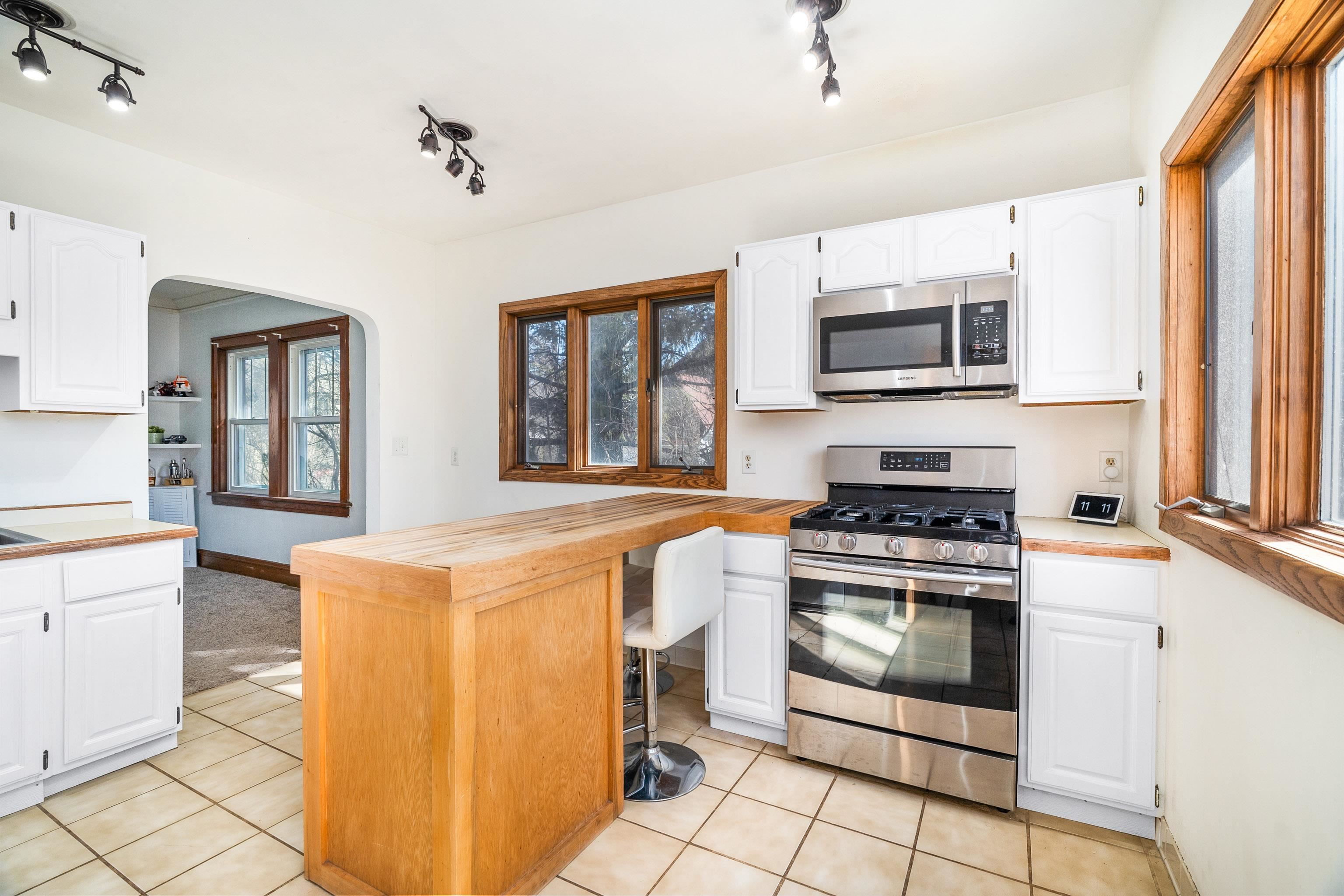 116 West Arrowhead Road Duluth, MN 55803 - Photo 20 of 38