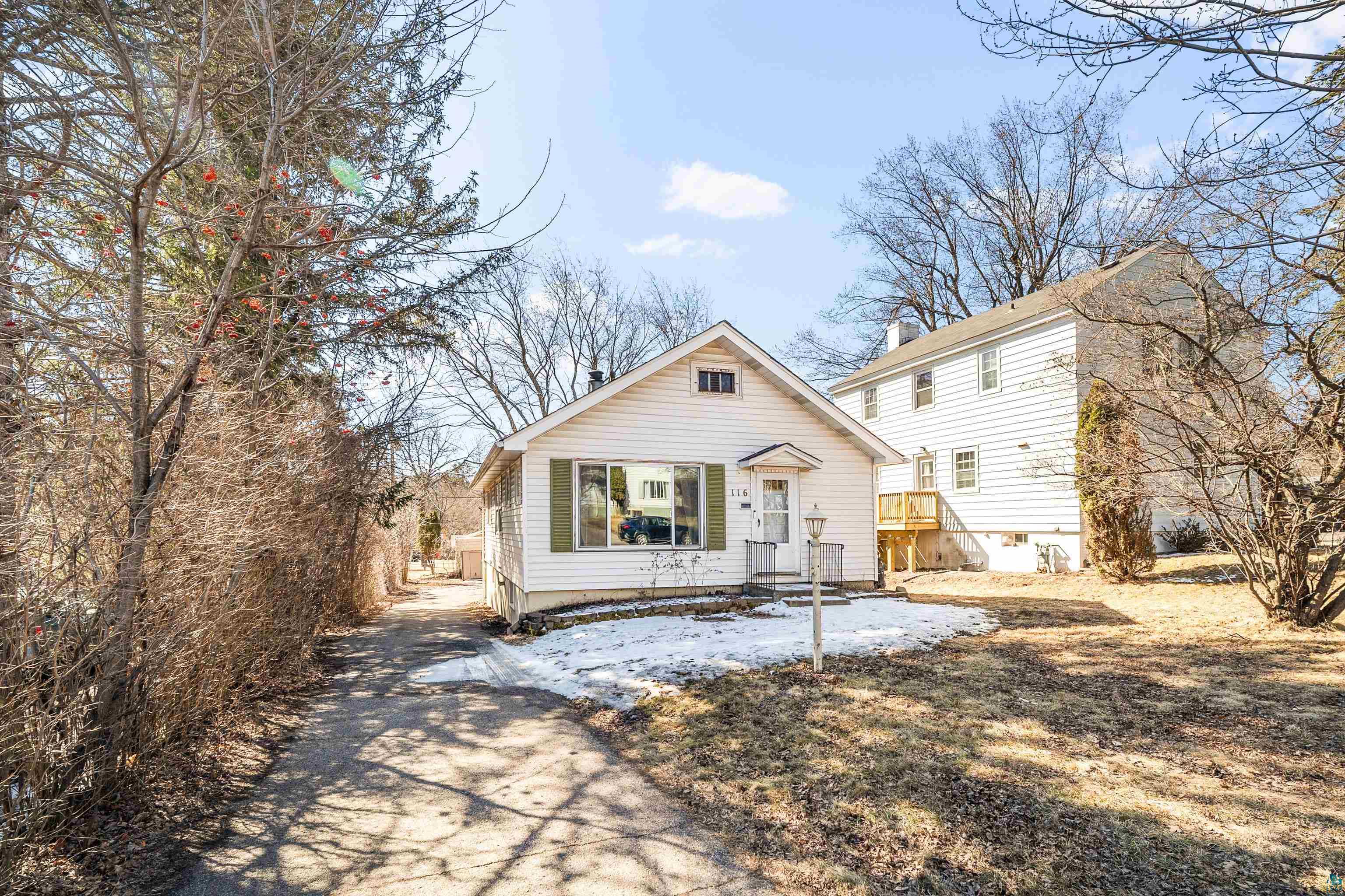 116 West Arrowhead Road Duluth, MN 55803 - Photo 5 of 38