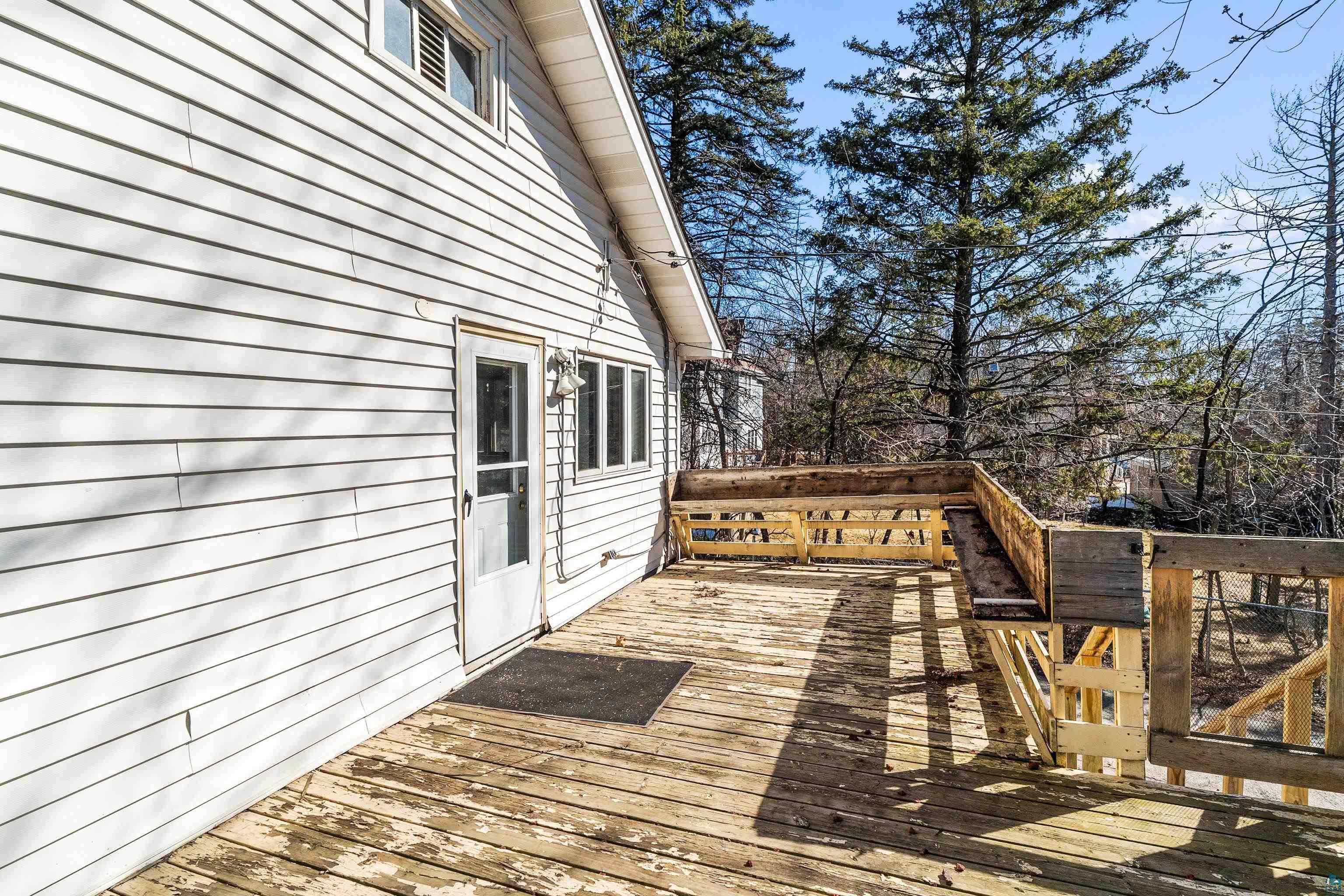 116 West Arrowhead Road Duluth, MN 55803 - Photo 8 of 38