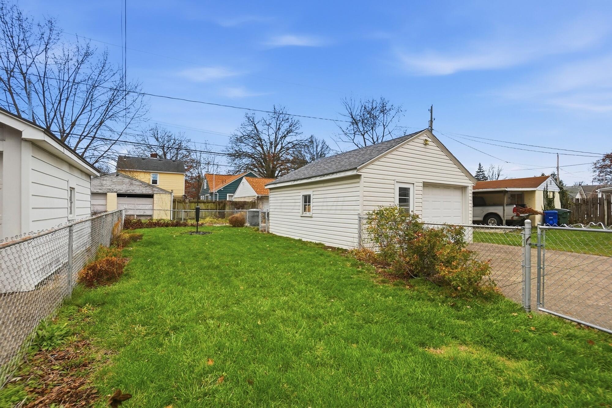 555 East Weber Road Columbus, OH 43202 - Photo 46 of 53 209