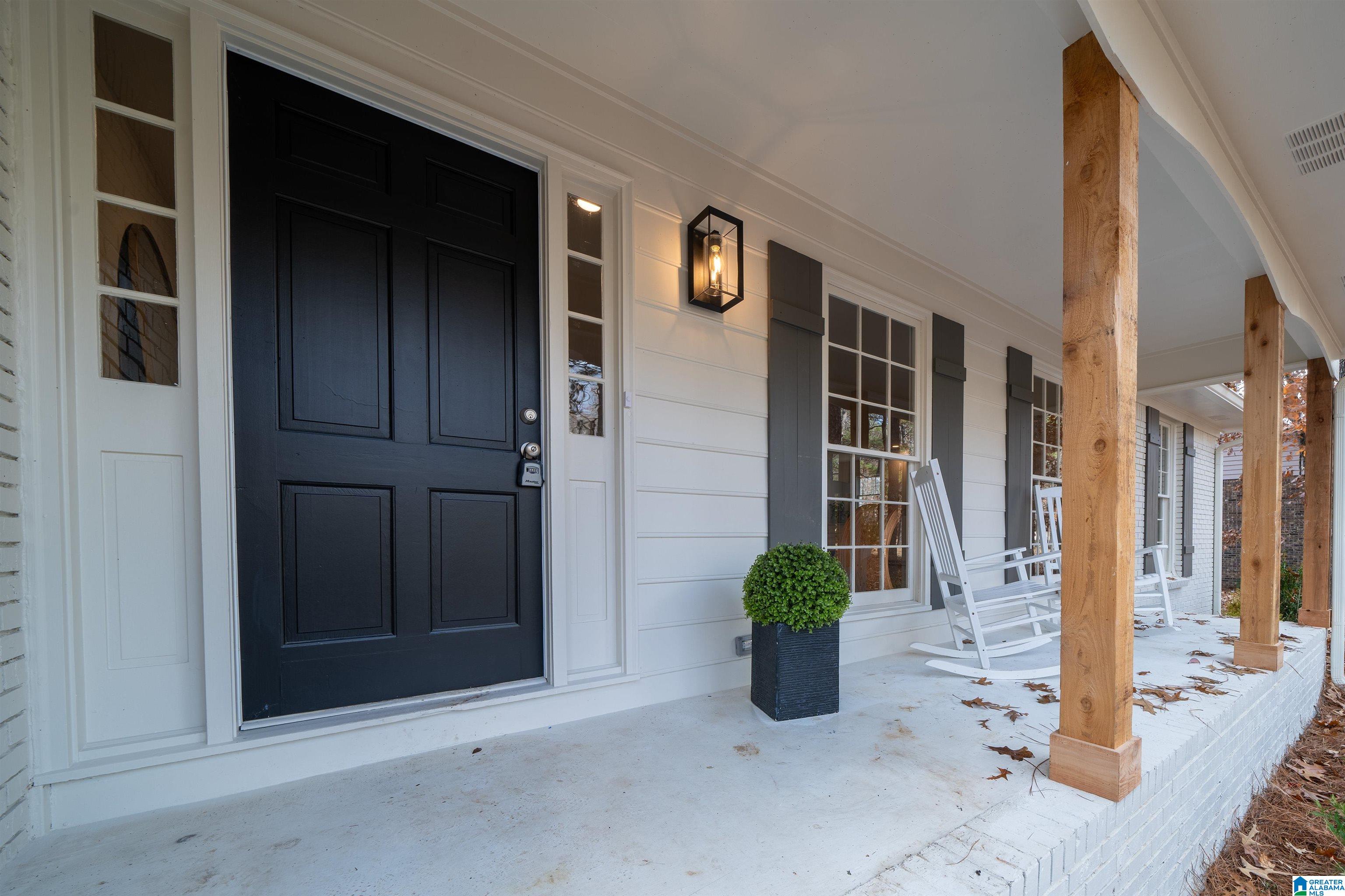6586 Quail Run Drive Pelham, AL 35124 - Photo 4 of 33