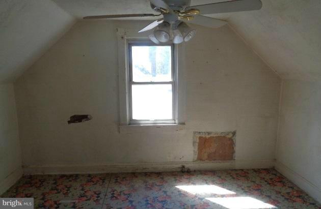 140 Riverside Road Baltimore, MD 21221 - Photo 8 of 12 Bedroom