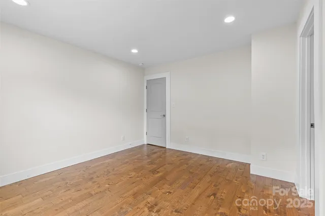 a view of empty room