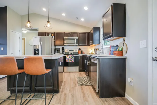 $259,500 | 3625 Ebbets Drive, Evansville, IN 47725