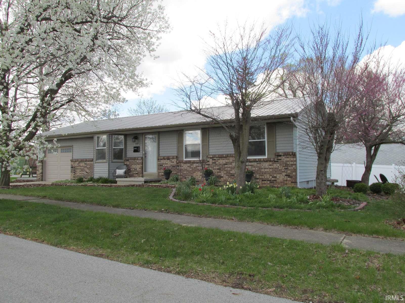 780 Zahn Street Huntington, IN 46750 - Photo 2 of 14