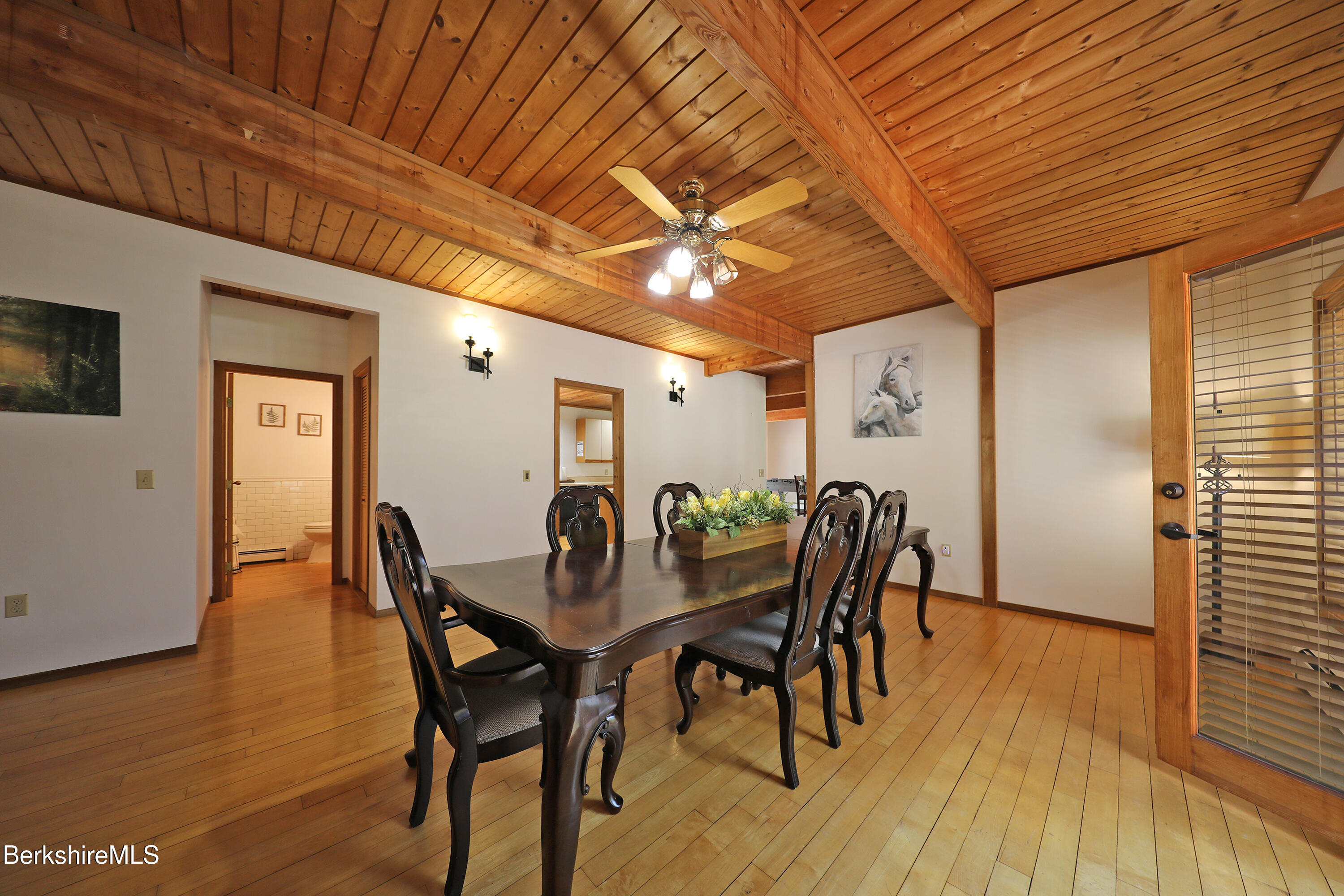 707 Benton Hill Road Becket, MA 01223 - Photo 23 of 56 Dining Area