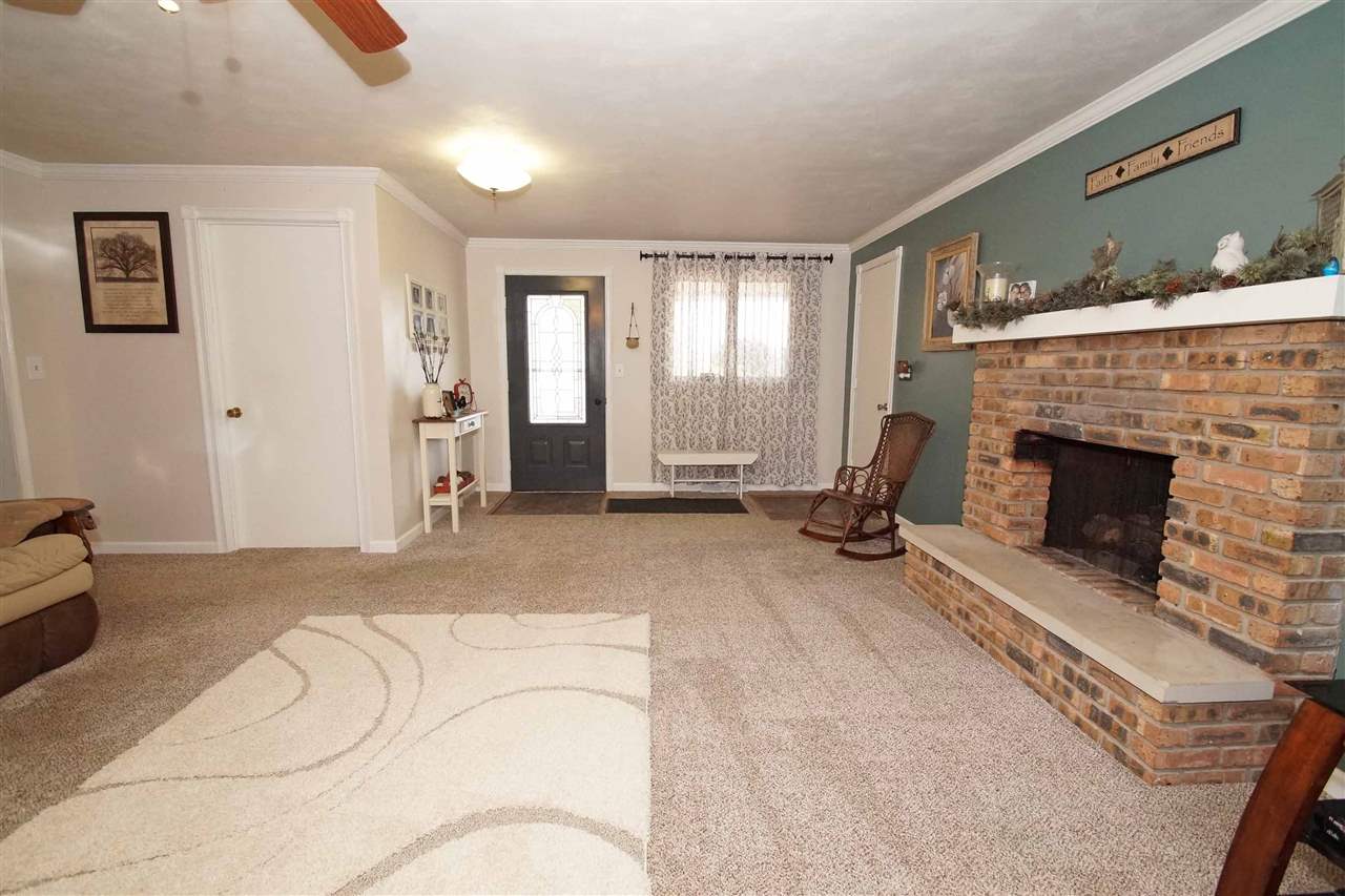 2813 North Trivoli Road Trivoli, IL 61569 - Photo 20 of 36