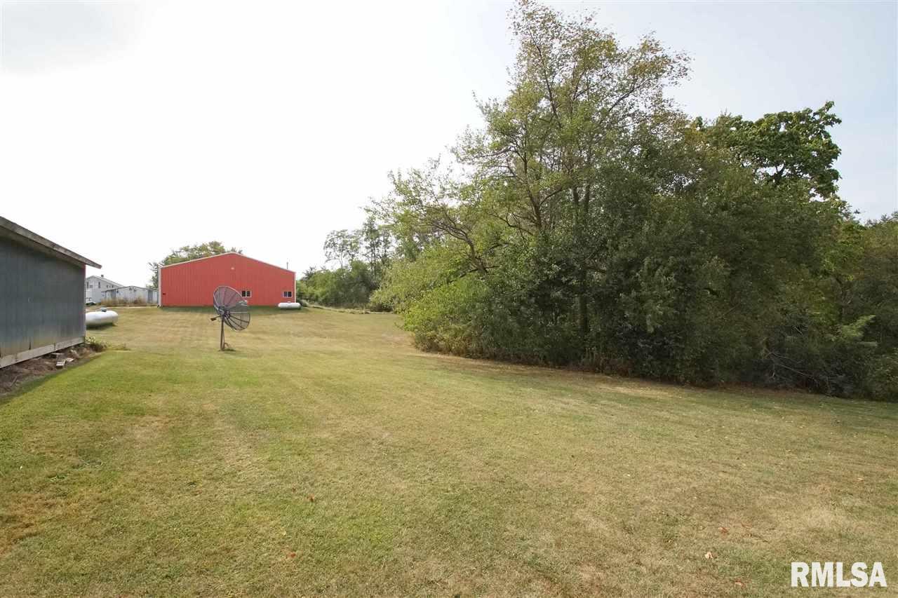 2813 North Trivoli Road Trivoli, IL 61569 - Photo 9 of 36