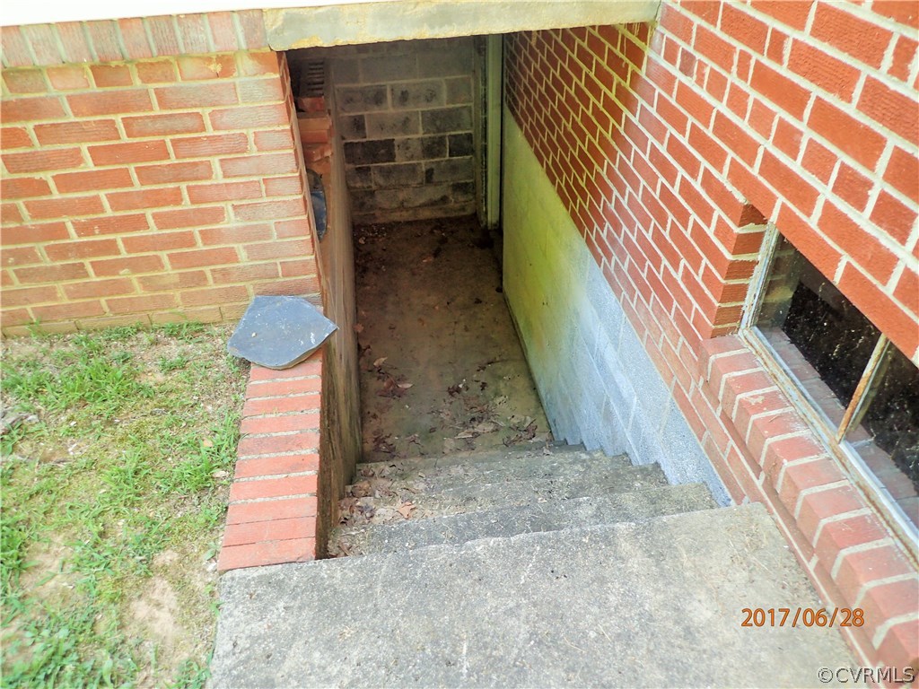 15223 Verdon Road Beaverdam, VA 23015 - Photo 12 of 12 Walk Out Basement