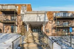 $263,000 | 752 Quaker Lane, Unit A314, Warwick, RI 02818