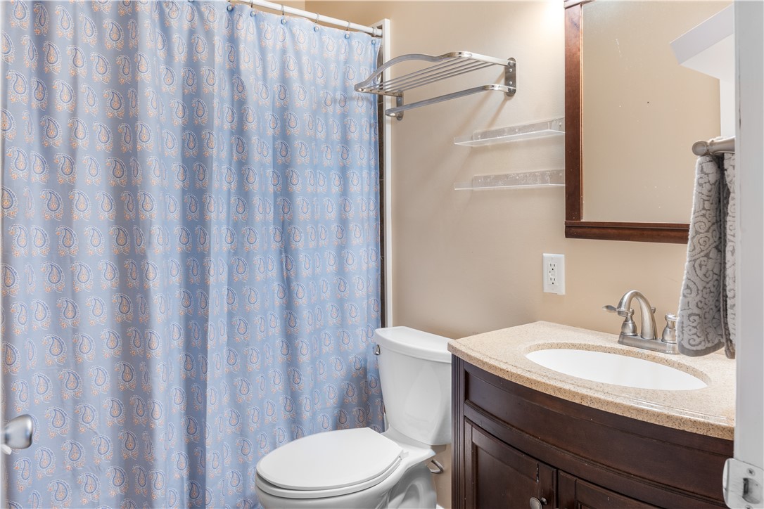 752 Quaker Lane, Unit A314 Warwick, RI 02818 - Photo 17 of 23