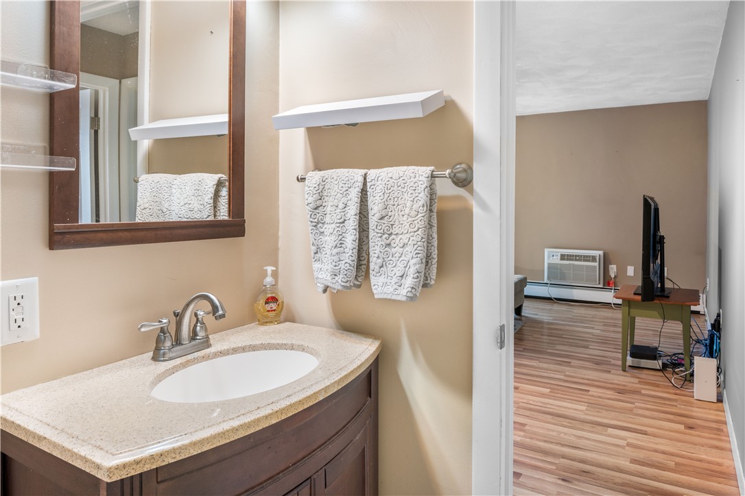 752 Quaker Lane, Unit A314 Warwick, RI 02818 - Photo 18 of 23