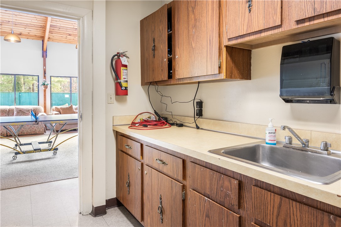 752 Quaker Lane, Unit A314 Warwick, RI 02818 - Photo 22 of 23 Club house