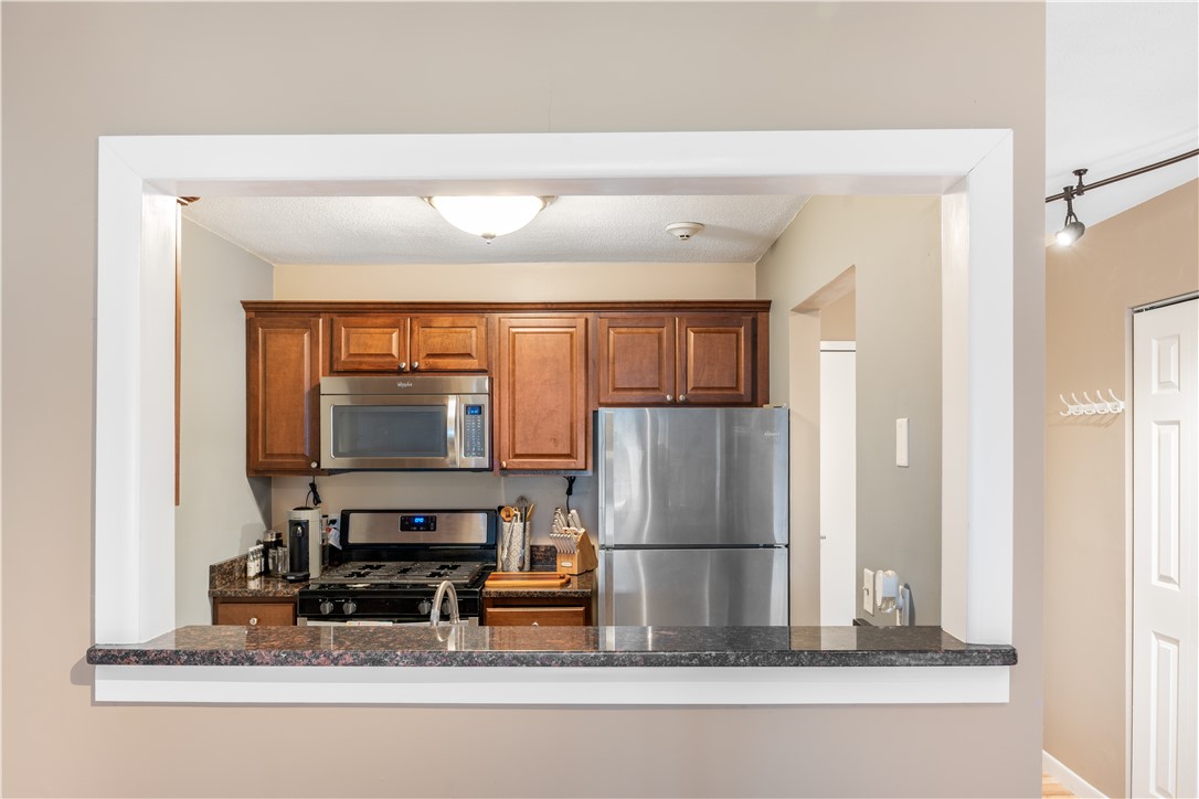 752 Quaker Lane, Unit A314 Warwick, RI 02818 - Photo 9 of 23