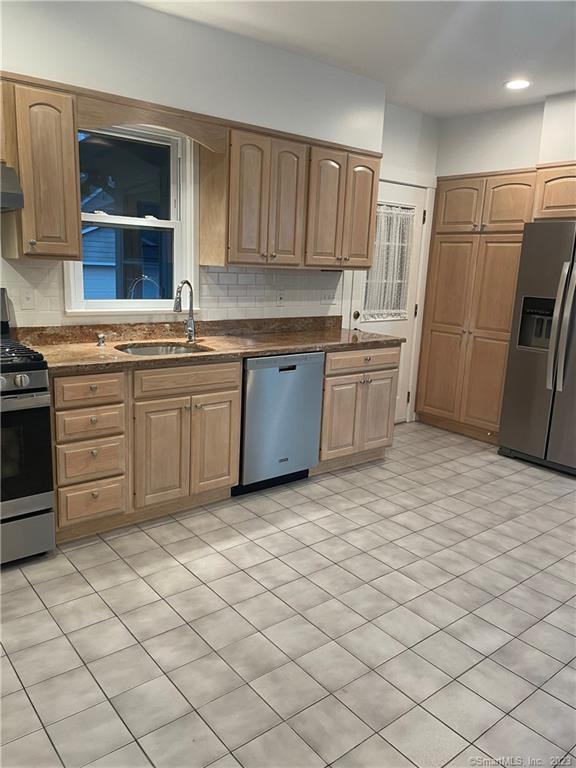 72 Prospect Street Greenwich, CT 06830 - Photo 6 of 18