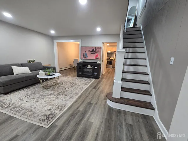 $3,450 | 83 John Street, Carteret, NJ 07008