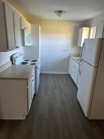 $1,400 | 3622 South Lakewood Drive, Tallahassee, FL 32305