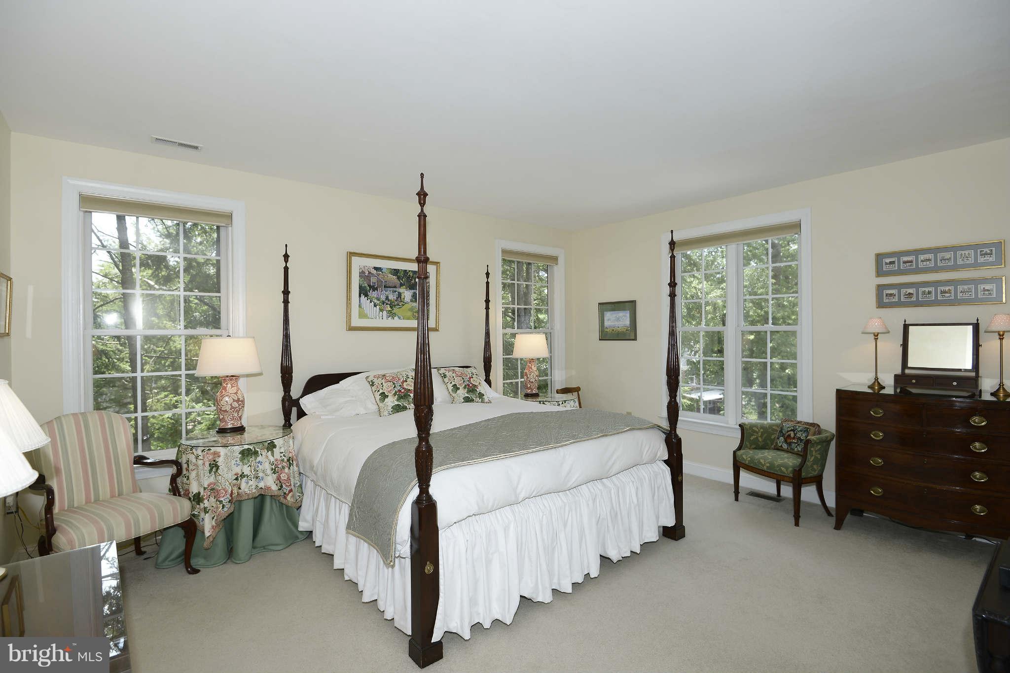 3825 Fulton Street Northwest Washington, DC 20007 - Photo 15 of 29 Interior (General)