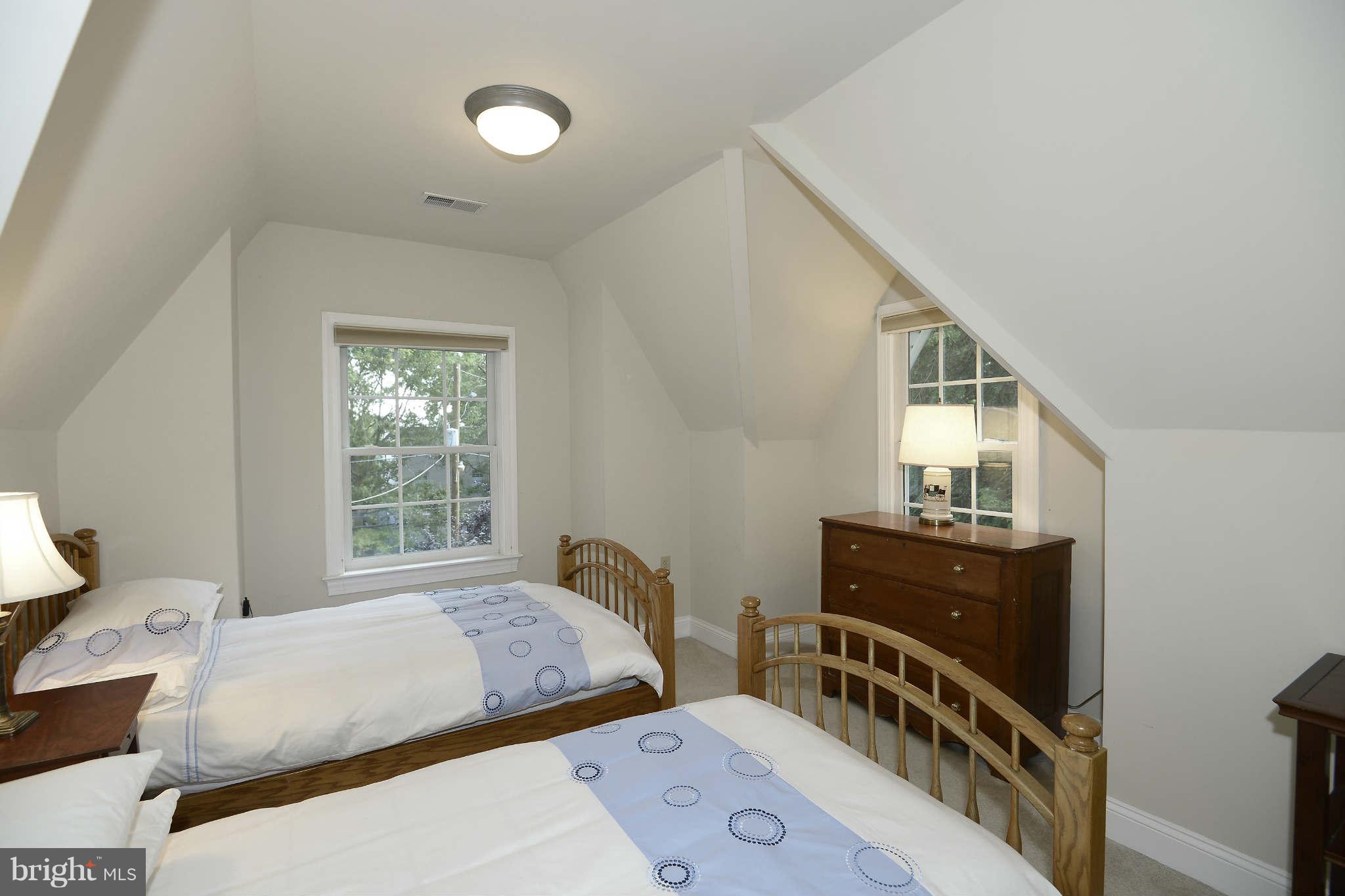 3825 Fulton Street Northwest Washington, DC 20007 - Photo 23 of 29 Interior (General)