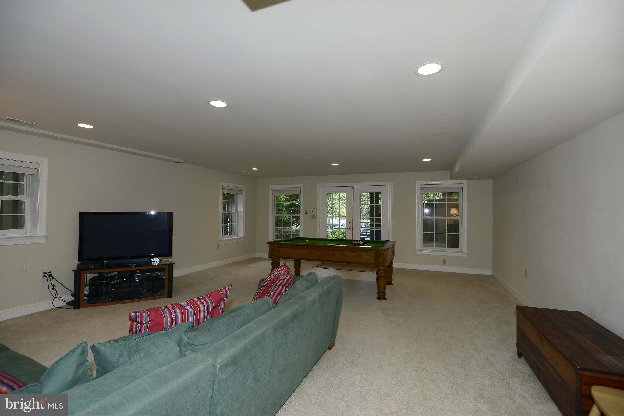 3825 Fulton Street Northwest Washington, DC 20007 - Photo 28 of 29 Interior (General)