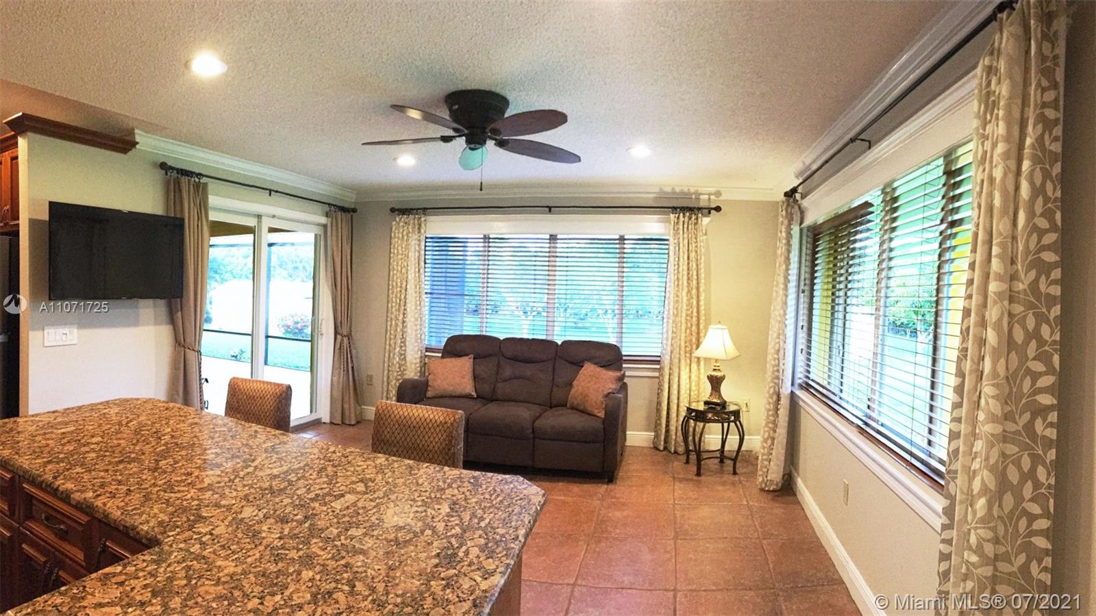 5920 Southwest 164th Terrace Southwest Ranches, FL 33331 - Photo 11 of 30 Gallery Image 11