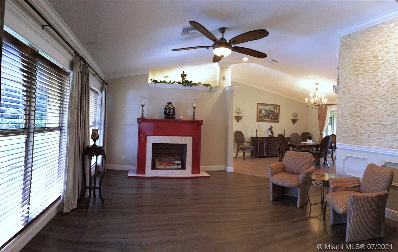 5920 Southwest 164th Terrace Southwest Ranches, FL 33331 - Photo 12 of 30 Gallery Image 12