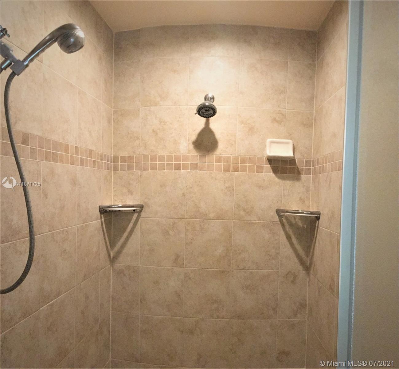 5920 Southwest 164th Terrace Southwest Ranches, FL 33331 - Photo 17 of 30 Gallery Image 17