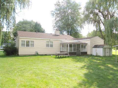 4349 East Mt Morris Road Mount Morris, MI 48458 - Photo 25 of 28 20366043-24.JPG