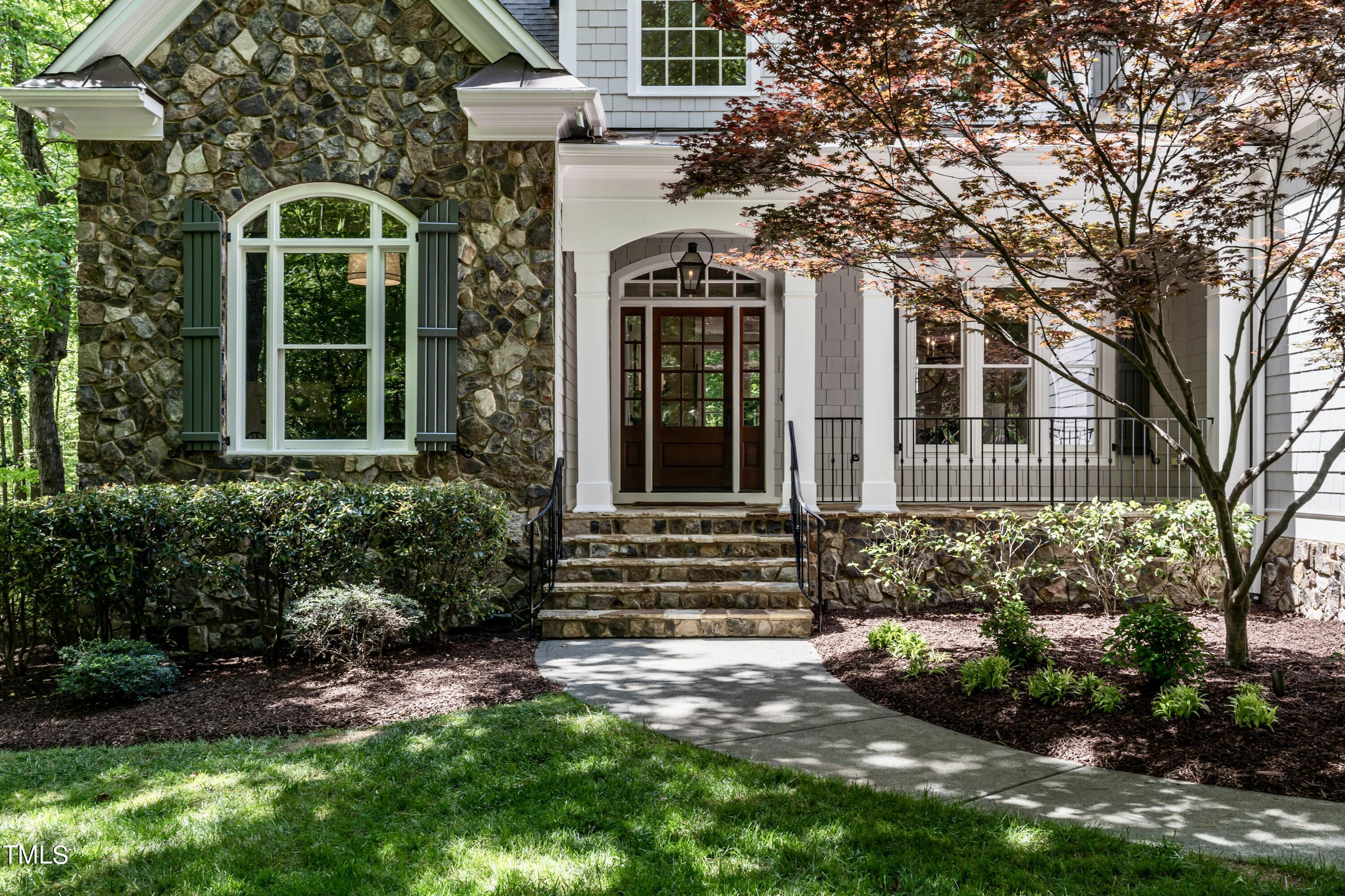 7209 Sunset Glen Point Raleigh, NC 27614 - Photo 3 of 44 003-original-front-porch