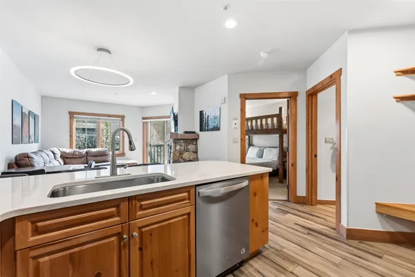 $834,000 | 135 Dercum Drive, Unit 8607, Keystone, CO 80435